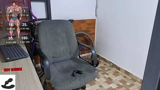 Marck Muscle online show from October 2025 12:55:02 AM