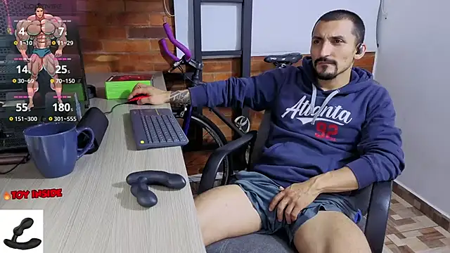 Snapshot of Marck_Muscle chatting on March 2026 12:39:01 AM Marck Muscle online show from March 2026 12:39:01 AM