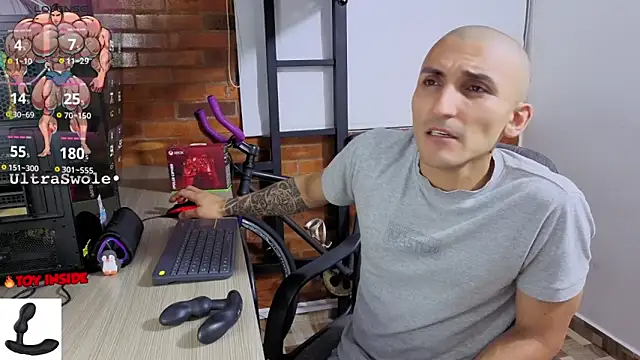 Snapshot of Marck_Muscle chatting on April 2026 03:48:01 AM Marck Muscle online show from April 2026 03:48:01 AM