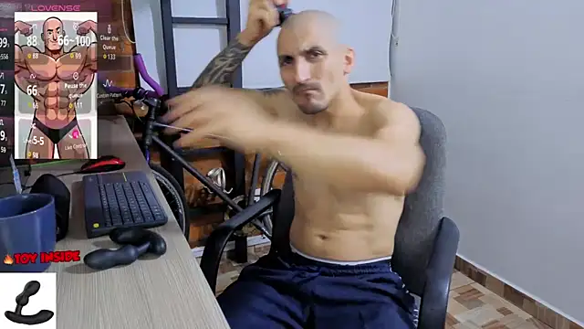 Marck Muscle online show from May 2026 12:06:02 AM