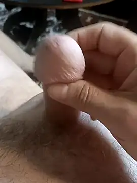 Snapshot of massive_cum chatting on July 2026 01:50:01 PM massive cum online show from July 2026 01:50:01 PM