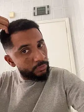 MiddlingAffluent online show from April 2026 05:19:02 PM