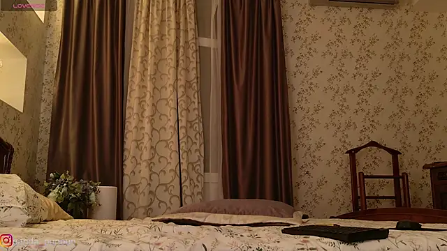 Neko Kimiko online show from January 2025 04:04:01 PM