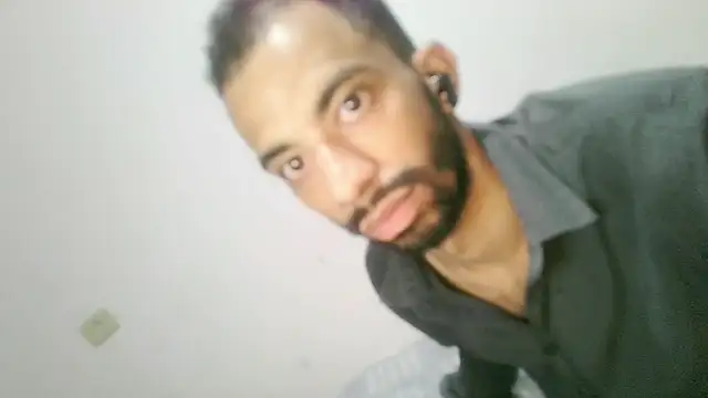 UncutToyBoy23cm online show from October 2025 07:52:02 AM