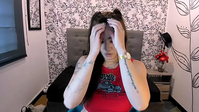 KataHot  online show from January 2025 07:38:02 PM