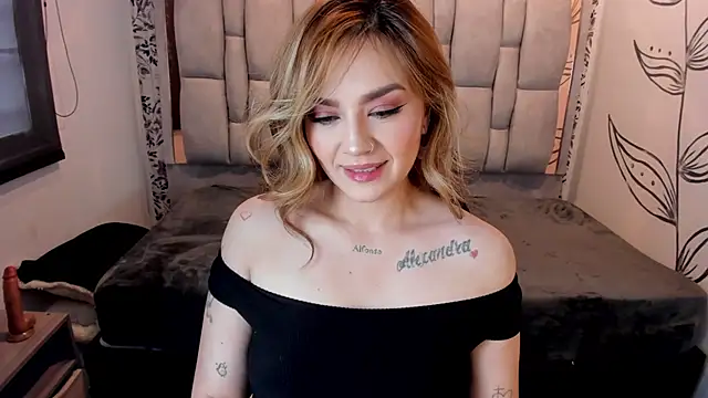 KataHot  online show from October 2025 08:21:02 PM