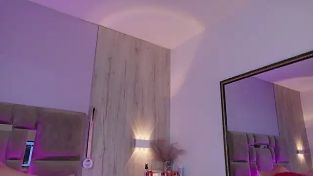AbrilBrent online show from July 2026 06:07:02 PM