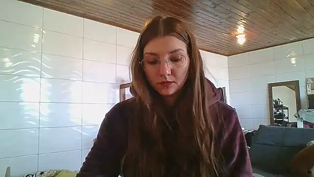 SweetyBabyDemon online show from May 2026 01:17:01 PM