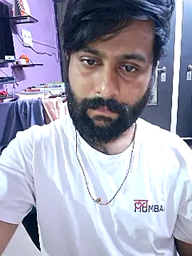 Snapshot of GlassBarge9 chatting on December 2024 06:02:01 PM GlassBarge9 online show from December 2024 06:02:01 PM