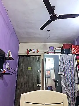 Snapshot of GlassBarge9 chatting on January 2025 06:24:02 PM GlassBarge9 online show from January 2025 06:24:02 PM