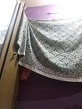 Snapshot of GlassBarge9 chatting on January 2025 08:26:02 PM GlassBarge9 online show from January 2025 08:26:02 PM