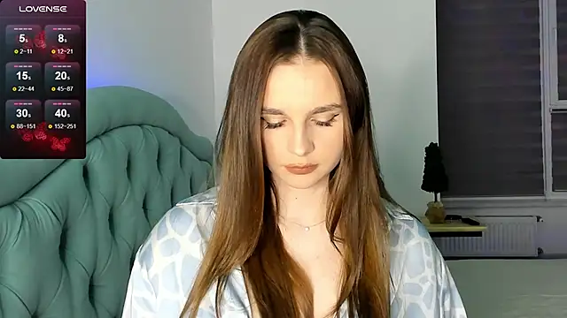 Snapshot of MCfly_11 chatting on January 2025 03:45:01 AM MCfly 11 online show from January 2025 03:45:01 AM