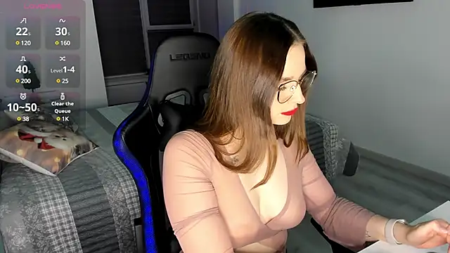 Snapshot of MCfly_11 chatting on February 2025 01:47:01 AM MCfly 11 online show from February 2025 01:47:01 AM