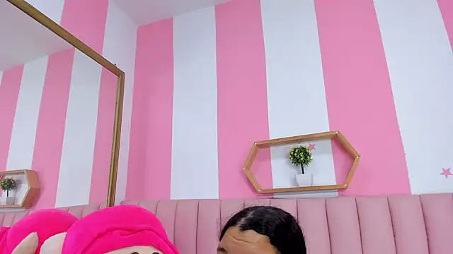 ISABELLA 020 online show from March 2026 12:56:02 PM