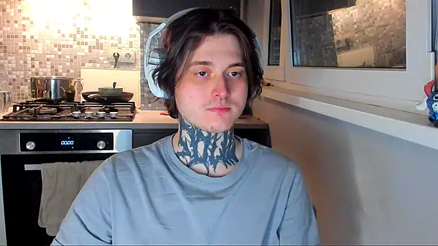  torfin  online show from April 2026 09:28:02 PM