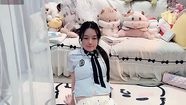AKiKi711 online show from April 2026 04:46:02 PM