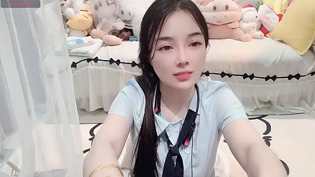 AKiKi711 online show from May 2026 05:07:02 PM