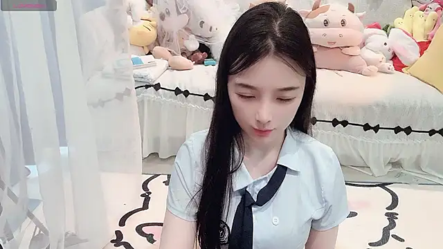 AKiKi711 online show from May 2026 04:29:02 AM