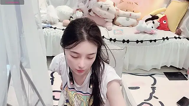 AKiKi711 online show from July 2026 05:03:01 AM