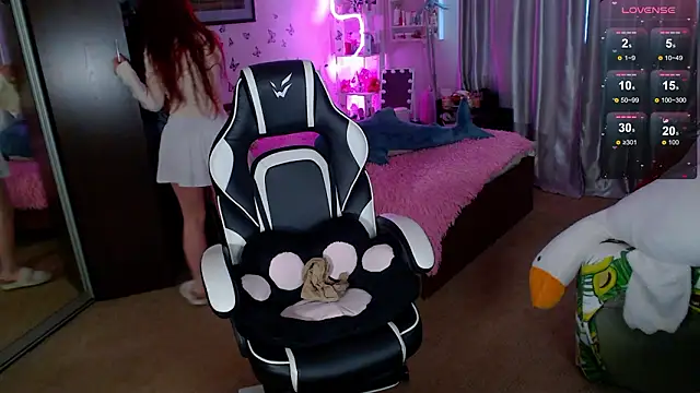 Sidney blush online show from February 2026 03:59:02 AM