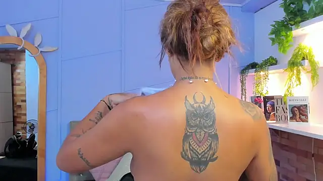 Snapshot of Georgina-coule chatting on January 2025 12:20:01 PM Georgina-coule online show from January 2025 12:20:01 PM