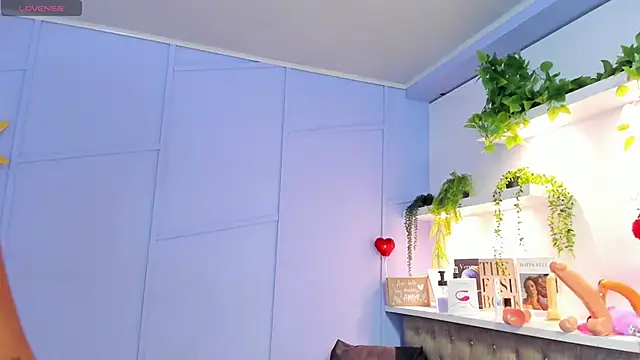 Snapshot of Georgina-coule chatting on March 2025 06:22:01 PM Georgina-coule online show from March 2025 06:22:01 PM