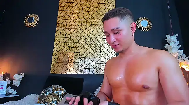 Snapshot of francesco_evan chatting on March 2025 11:49:01 PM francesco evan online show from March 2025 11:49:01 PM