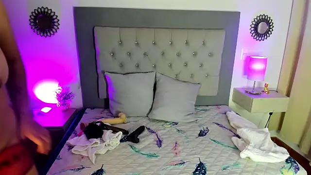 Kylie2211 online show from January 2025 02:57:02 AM