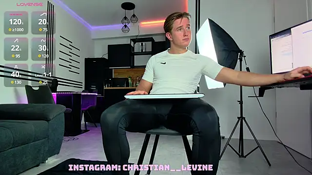 ChristianLevine  online show from February 2025 06:58:01 PM