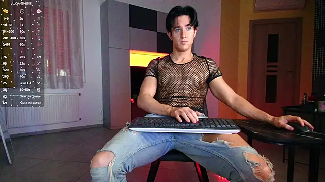 ChristianLevine  online show from May 2026 06:21:02 AM