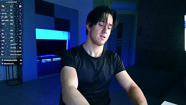 ChristianLevine  online show from May 2026 08:00:01 AM