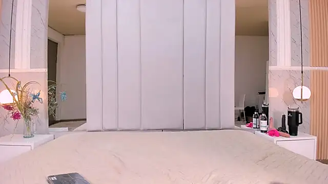 LiaObrien online show from January 2025 08:35:01 PM