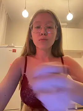 Eva Weyne online show from January 2025 05:10:01 PM