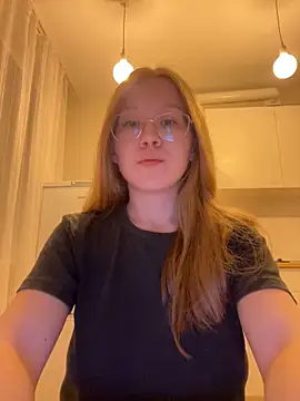 Eva Weyne online show from September 2025 06:31:02 PM