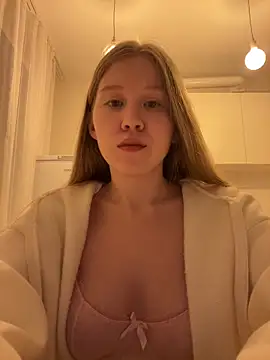 Eva Weyne online show from March 2026 10:40:01 PM