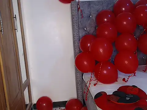 Snapshot of chococreamie chatting on February 2025 06:54:01 AM chococreamie online show from February 2025 06:54:01 AM