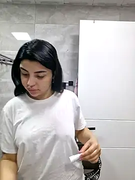 Esmertarcinim online show from January 2025 11:54:02 AM