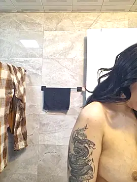 Esmertarcinim online show from February 2025 02:49:01 PM