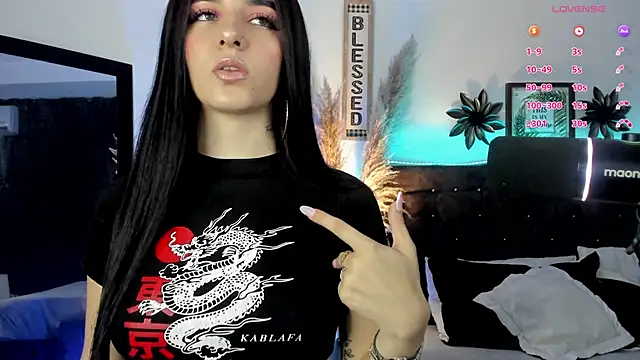 devlin violett online show from February 2025 03:42:02 AM