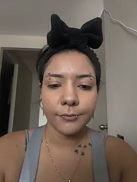 Evelynn online show from July 2026 04:03:01 PM