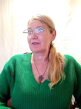 irinamaux online show from February 2025 07:59:01 AM