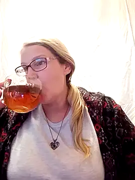 irinamaux online show from February 2025 11:36:01 AM