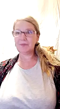 irinamaux online show from February 2025 07:03:01 AM