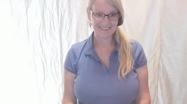 irinamaux online show from February 2025 07:45:01 AM