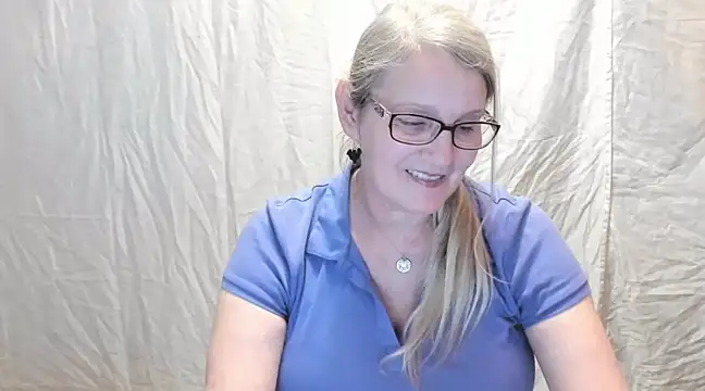 irinamaux online show from February 2025 05:07:02 PM