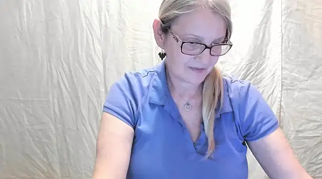 irinamaux online show from February 2025 08:14:02 PM