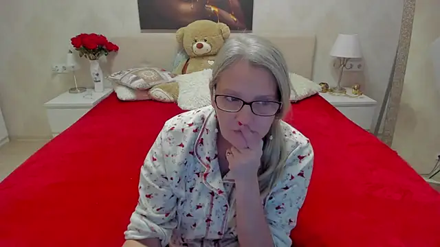 irinamaux online show from March 2025 07:26:01 AM