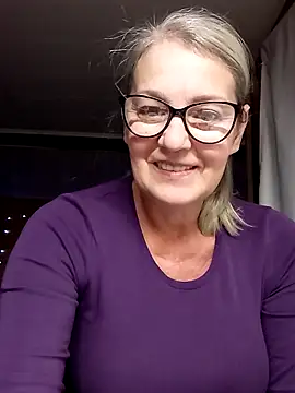 irinamaux online show from September 2025 05:01:02 AM