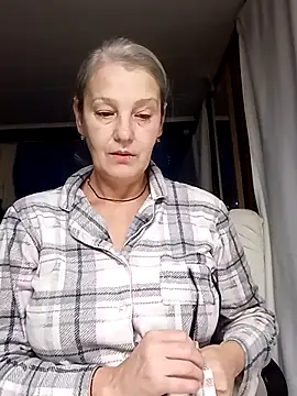 irinamaux online show from October 2025 03:58:02 AM