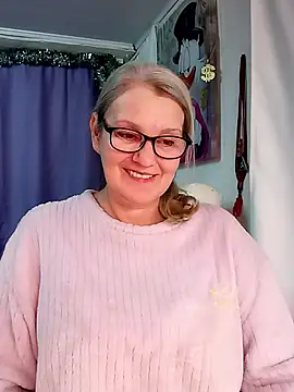 irinamaux online show from January 2026 07:15:01 PM